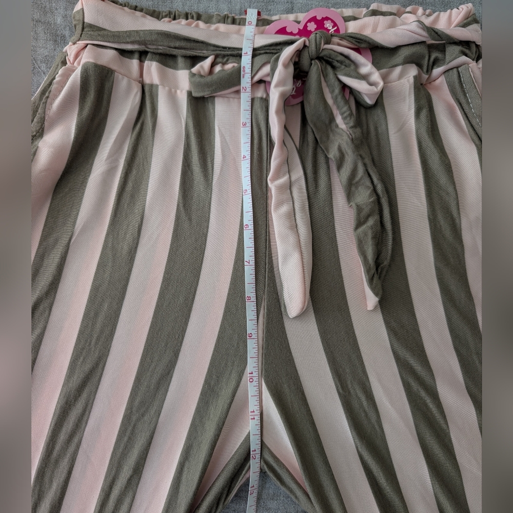 Striped Pink and Green Wide-Leg Pants - Picture 3 of 4